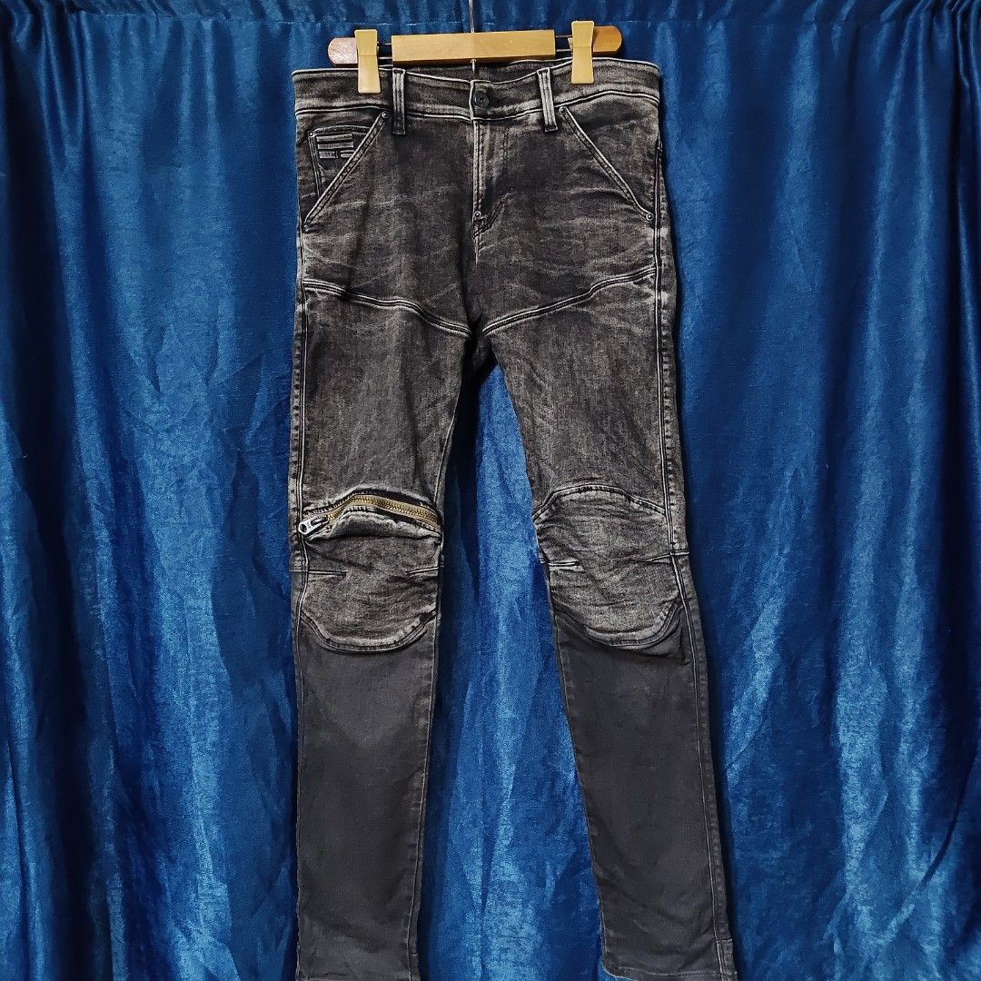 G-STAR RAW DENIM JEANS (Category: Jeans) located in Makati City. Submitted by upcycled.closeth (Listing ID 1466582179, Image 1). Description: - Authentic G-star raw denim product - Washed denim, slim fit pants - Size: large (men's) - Weistline: 34 - Length: 39 - Authentic - flaws: no flaws - Excellent condition - Need wash, fresh from bale - Features design of G-star raw hard denim pants - Selvedge - Material: 100% cotton !!STILL NEGOTIABLE!!.