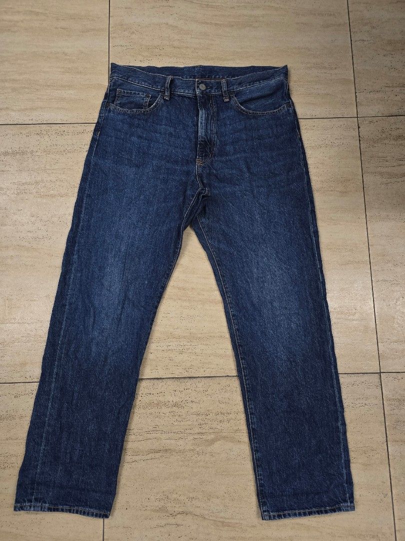 GU - Straight Denim Pants (Category: Jeans) located in Manila. Submitted by kk_gu.uniclothing.wear (Listing ID 1466593900, Image 2). Description: GU - Straight Denim Pants W - 33-34" L - 40" Price : 550+sf MOP: GCash Courier — J&T Location: Santo Tomas, Pampanga Reminders: 🙅‍♀️ STRICTLY NO CANCELLATION. 🙅‍♀️ NO RETURN/EXCHANGE/REFUND..