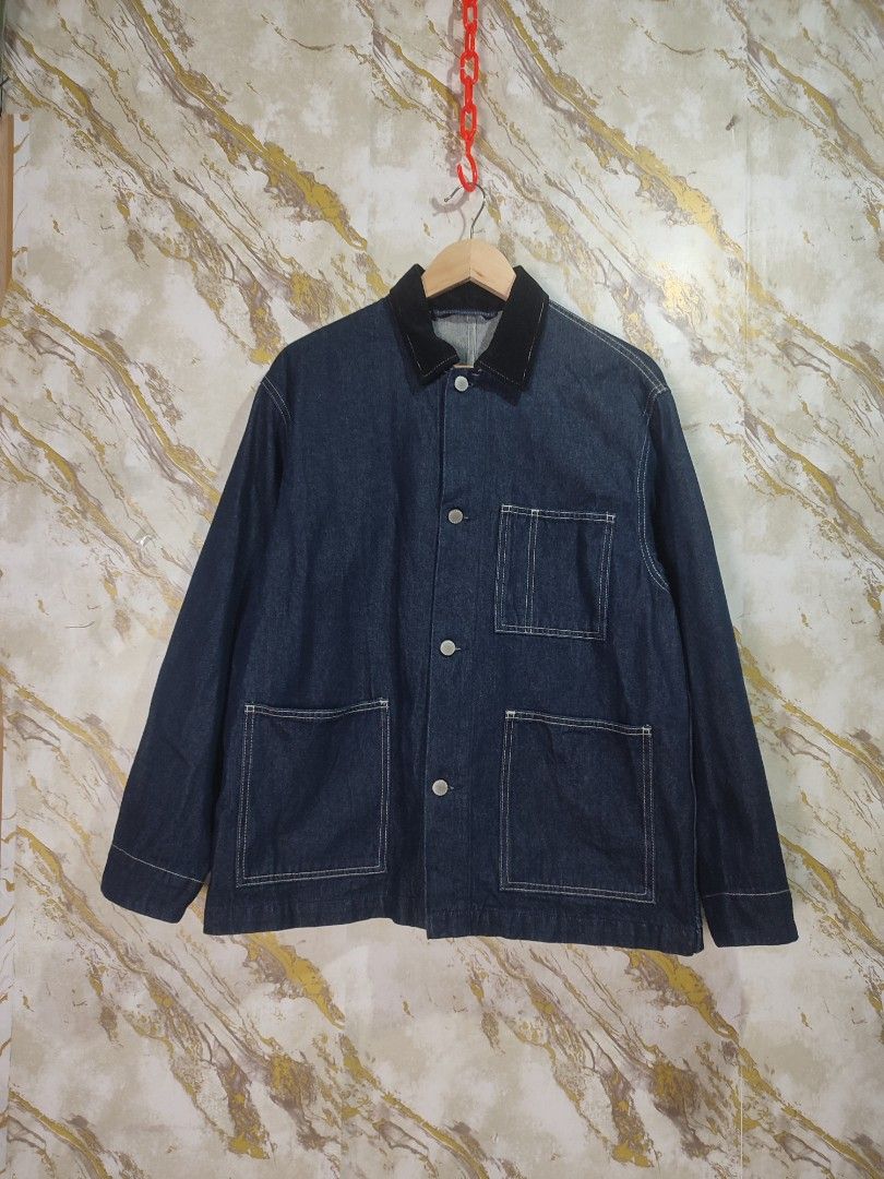 GU Denim Work Jacket with Contrast Collar (Category: Coats, Jackets and Outerwear) located in Cabuyao City. Submitted by jederama (Listing ID 1466645228, Image 1). Description: GU - DENIM JACKET SIZE : SMALL ON TAG ( OVERSIZED ) WIDTH - 23 LENGTH - 27 GOOD AS NEW CONDITION NO ISSUE / NO FLAWS PWEDE SA MASELAN AUTHENTIC 💯 1,000 + SHIPPING FEE.