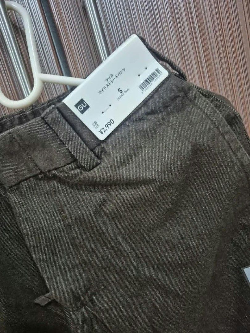 GU Twill Wide Straight Pants Size S (Category: Coats, Jackets and Outerwear) located in Manila. Submitted by iveepee (Listing ID 1466769399, Image 2). Description: - Brand: GU - Item: Twill wide straight pants - Size: S - Color: Dark brown - Condition: Brand new with tags (BNWT), never worn - Details: Relaxed wide leg fit, belt loops, zip fly.