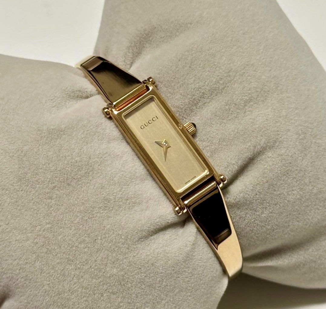 Gucci 1500L Authentic (Category: Women's Watches) located in Bulacan. Submitted by youlovewatches (Listing ID 1466591772, Image 2). Description: Authentic G U C C l 1500L 14,000 Php Gold Dial Super Mint Condition/Like New 16.5cm Wrist size Quartz Movement Guaranteed Authentic LBC Nationwide/ Meet-up SM Baliwag.