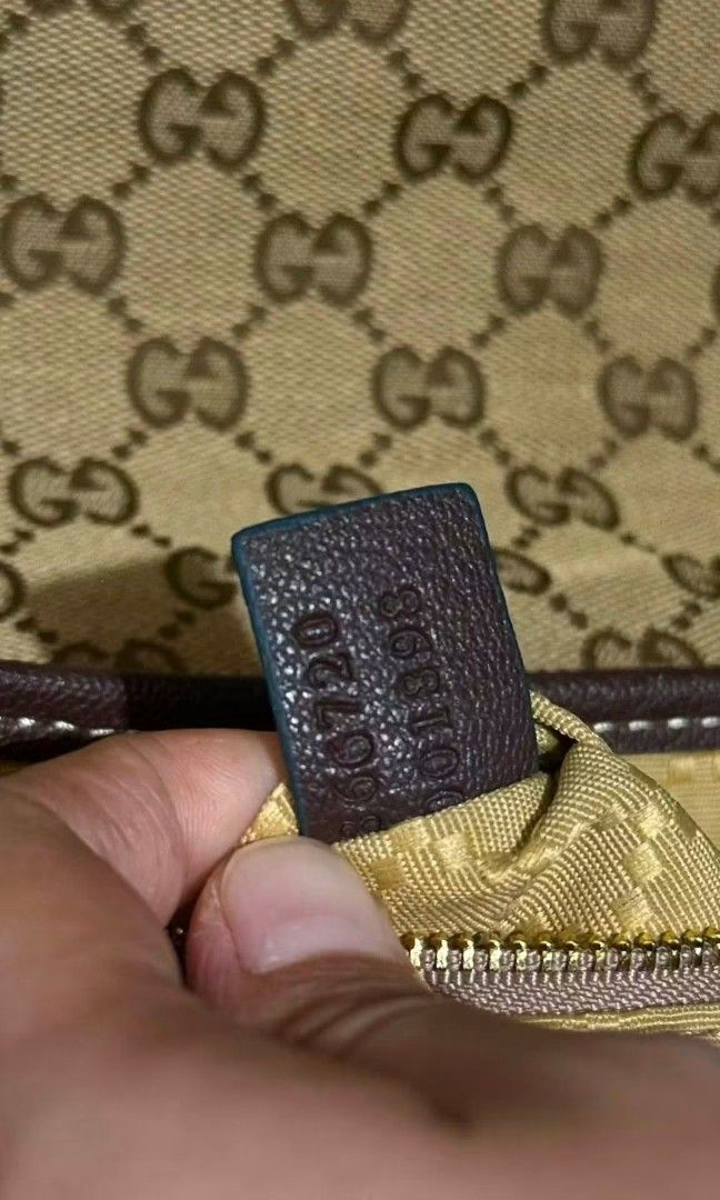 Gucci CODED (Category: Luxury Bags & Wallets) located in Imus. Submitted by zrnsls28 (Listing ID 1466716836, Image 3). Description: Gucci CODED CODED✅ BLACKTAG✅ No issue💯.