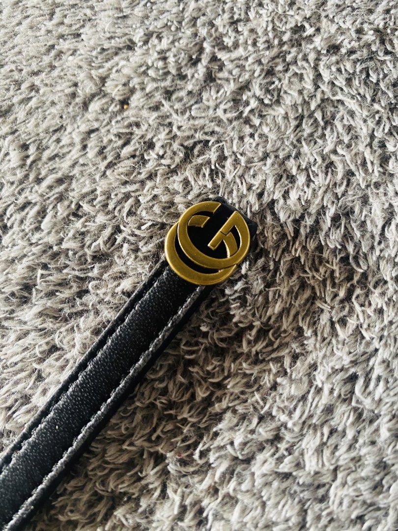 Gucci double G strap keychain (Category: Luxury Bags & Wallets) located in Solano. Submitted by CheapDealsCloset (Listing ID 1466645696, Image 2). Description: Gucci double G strap key chain (Auth) Excellent condition Dm if interested 📩.