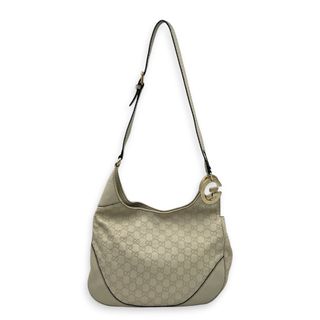 (Category: ) located in . Submitted by carousellluxury (Listing ID 1463410298, Image 1). Description: .
