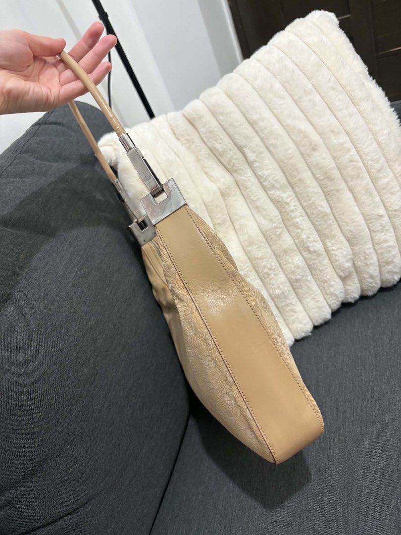 Gucci Monogram Beige Canvas Shoulder Bag (Category: Luxury Bags & Wallets) located in Manila. Submitted by maglips (Listing ID 1466619839, Image 2). Description: in good condition no major flaw Money back guaranteed if proven fake.