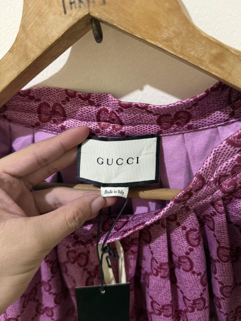 GUCCI MONOGRAM SHORT (Category: Shorts) located in Manila. Submitted by lunaras_declutter (Listing ID 1466598468, Image 3). Description: GOOD AS NEW MEDIUM-LARGE WOMENS NO FLAWS 10 COLOR RATE.