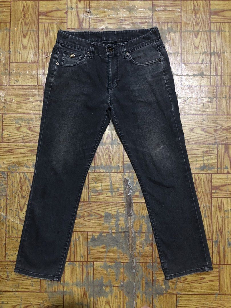 Guess Black Denim Pants (Category: Jeans) located in Dasmarinas. Submitted by cornyxmessy (Listing ID 1466747227, Image 1). Description: waist - 31 to 33 length - 37.