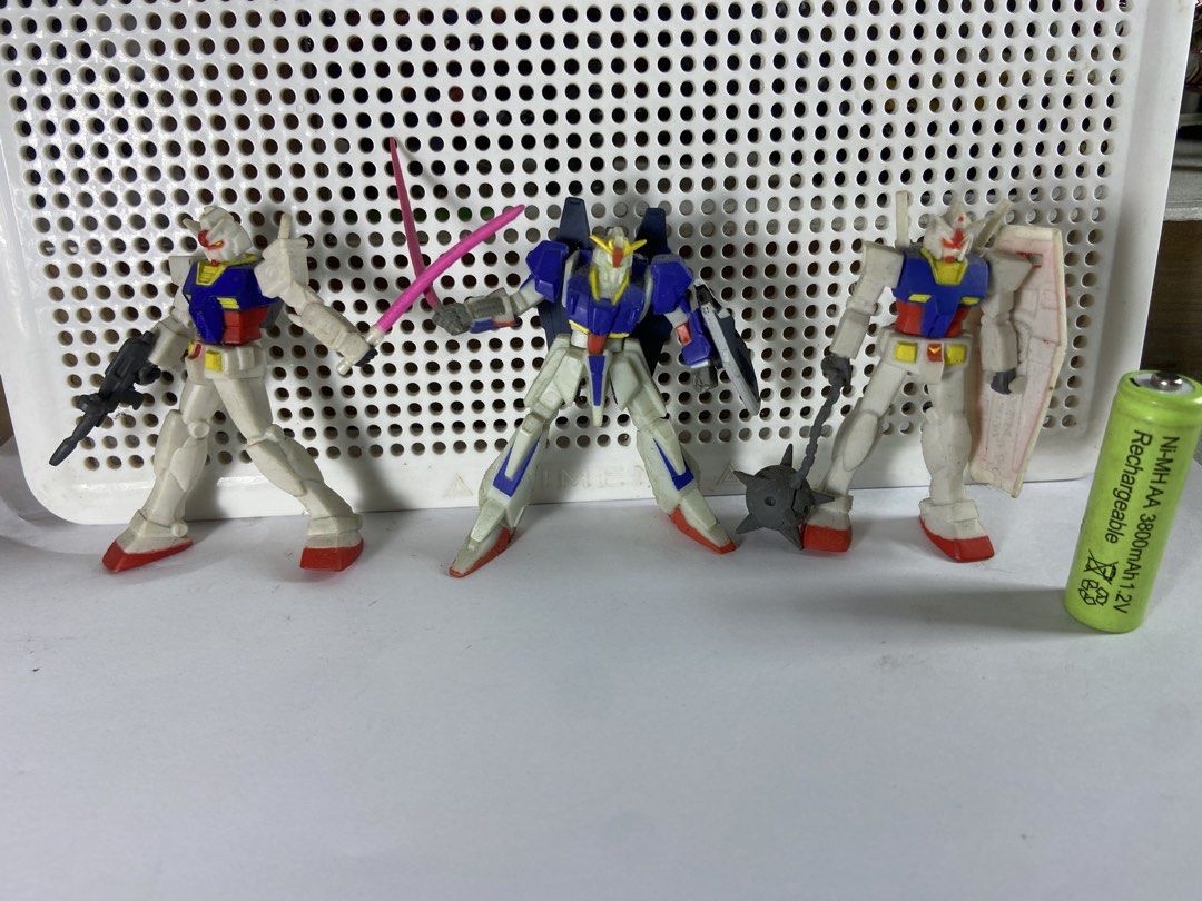 Gundam gashapons (Category: Figurines & Statues) located in Maria Aurora. Submitted by zorotoyz (Listing ID 1466713511, Image 1). Description: Assorted gundams pm me.