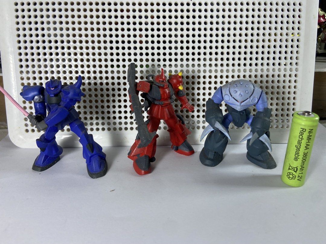 Gundam gashapons (Category: Figurines & Statues) located in Maria Aurora. Submitted by zorotoyz (Listing ID 1466713511, Image 3). Description: Assorted gundams pm me.