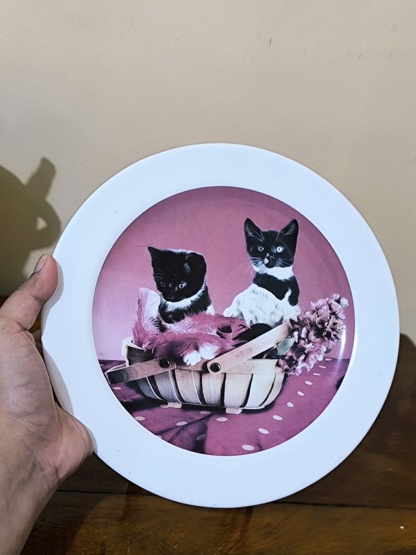 Harry Potter Display Plate (Category: Other Kitchenware & Tableware) located in Pangil. Submitted by kopee_matcha (Listing ID 1466667276, Image 2). Description: Price : 280 Comment: Mine/ M CLAIMING RULES • Strictly 2-day reservation only. Payment must be completed within 48 hours, otherwise the order will be forfeited and offered to the next miner. • No deleting/editing of "MINE" comments. •3+ items: Large pouch or box packaging only. Please man