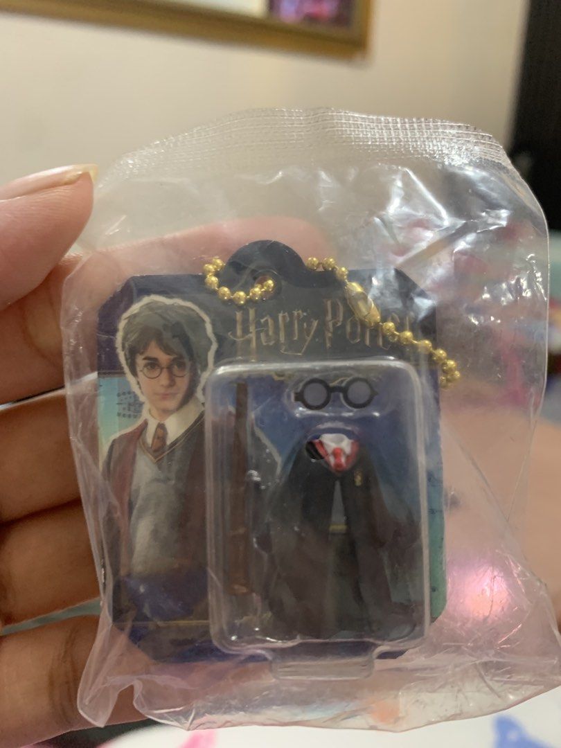 Harry Potter wand & clothes charm (Category: Kids Toys) located in Cabiao. Submitted by imeon13 (Listing ID 1466765643, Image 3). Description: .
