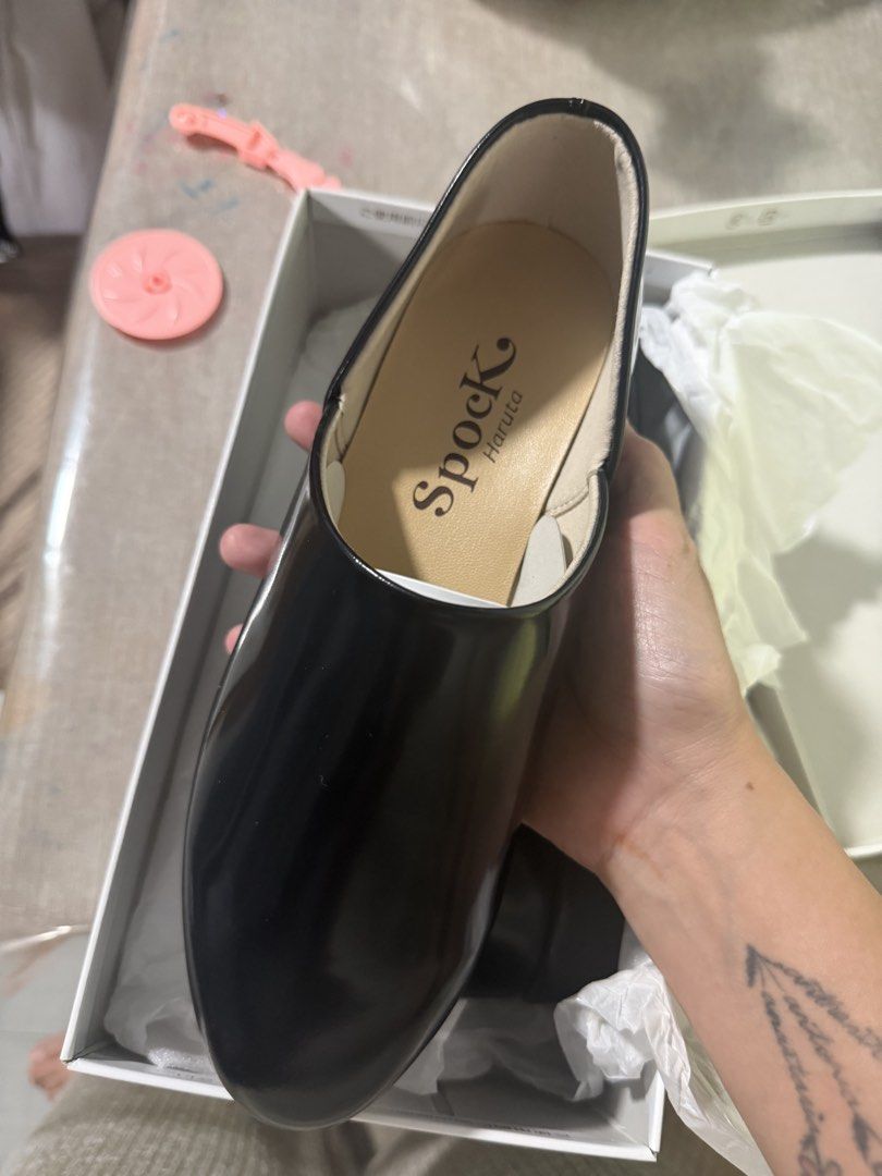 haruta spocks (Category: Flats & Sandals) located in Manila. Submitted by annarosema31381 (Listing ID 1466567562, Image 3). Description: 23.5cm brand new authentic .