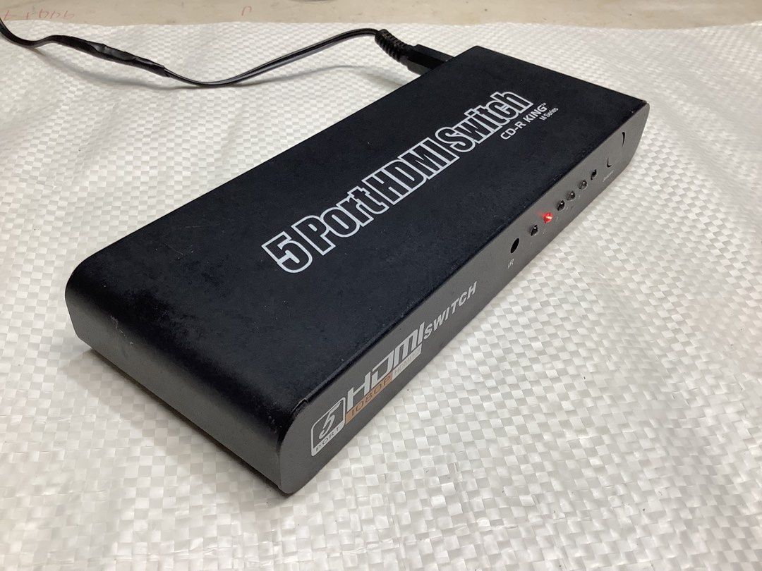 HDMI 5 Channel Digital Switcher 5 input - 1 output (Category: Other Accessories) located in Paranaque City. Submitted by seb_trading (Listing ID 1466629112, Image 2). Description: 5 input & 1 master output 1080p capacity wtih power adaptor CDR king M series working condition last price Paranaque area.