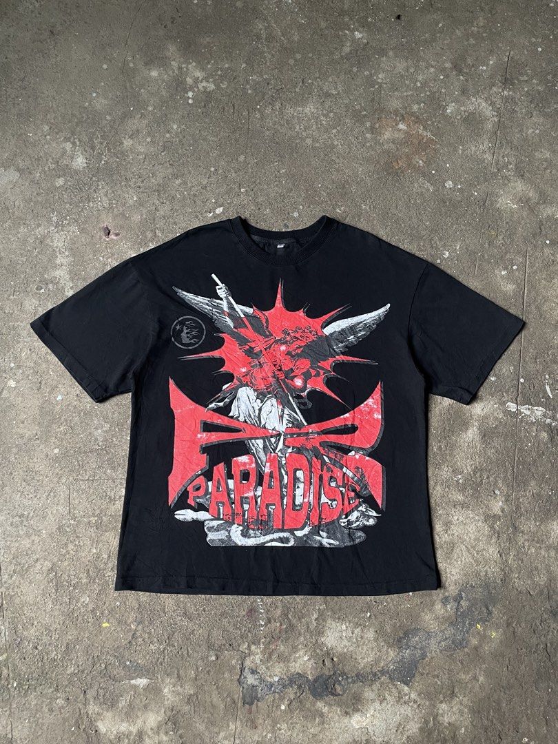 Hellstar Saint Michael Graphic Tee (Category: Tshirts & Polo Shirts ) located in Santiago. Submitted by ace.stuff (Listing ID 1466659972, Image 1). Description: No issues Like new Removed Necktag Beefy neckline Large fitting No cracks cool as hell graphic DM to purchase.