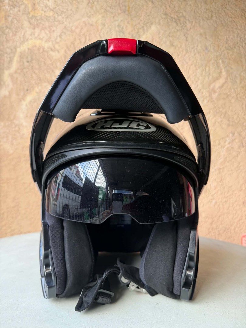 HJC RPHA HELMET (Category: Helmets and other Riding Gears) located in Pasig City. Submitted by charles.sevilla (Listing ID 1466625510, Image 3). Description: Only used 5 times.
