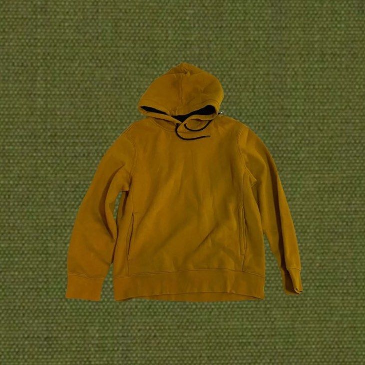 H&M Mustard Brown Hoodie (Category: Coats, Jackets and Outerwear) located in Manila. Submitted by sugarcane888 (Listing ID 1466710667, Image 1). Description: ⭐️ H&M - Mustard Brown Hoodie 📌 Fits S-M 📌 In good condition.