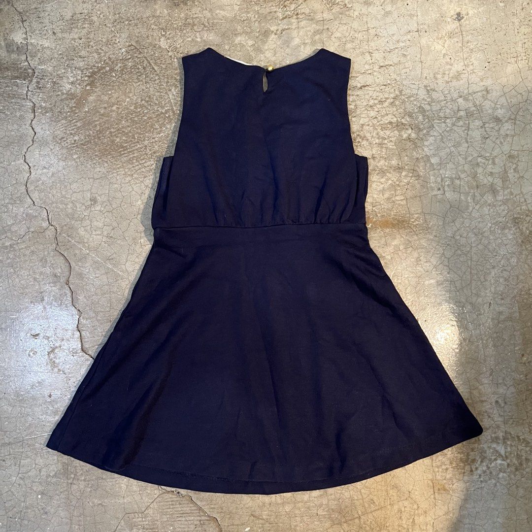 h&m navy blue dress (Category: Babies & Kids Fashion) located in Candaba. Submitted by localluna (Listing ID 1466686478, Image 2). Description: .