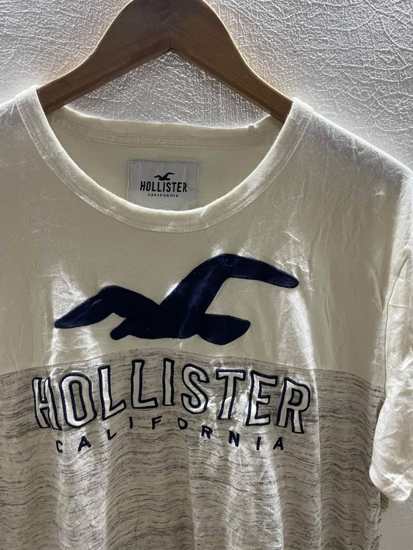 HOLLISTER (Category: Tshirts & Polo Shirts ) located in Caloocan City. Submitted by j3ngsanity (Listing ID 1466711098, Image 2). Description: NO ISSUE NEED WASH ONLY DIMES : 21.5x27.5 LARGE BEST FIT.