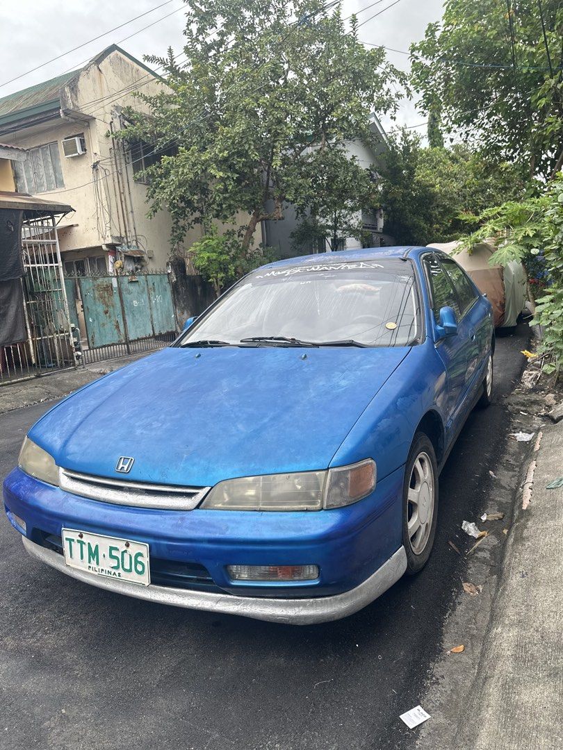 Honda Accord 2.0 (A) (Category: Used Cars) located in Manila. Submitted by rarepenguin_a3187c (Listing ID 1466262061, Image 3). Description: 🚗 FOR SALE: HONDA ACCORD — ₱35k NEGOTIABLE 🔥 Baka ito na ang hanap mong affordable Honda! 💯 Perfect for daily use, project car, or pang-personal na sasakyan. ✅ Honda Accord ✅ ₱40k— NEGOTIABLE ✅ Actual unit nasa pictures ⚠️ Aircon needs repair / hindi gumagana ⚠️ Used vehicle — may normal signs of wear 📌 