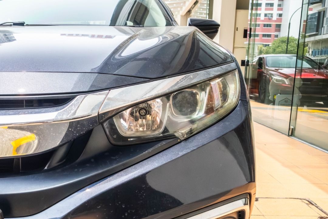 Honda Civic 1.6A VTi Auto (Category: Used Cars) located in Singapore. Submitted by vinsautogroup (Listing ID 1466623850, Image 3). Description: Vehicle Features: 1.6L SOHC I-VTEC water cooled engine, 123bhp, 152nm torque, earthdreams CVT auto with paddle shifters, ABS, SRS, LED DRL headlamps, keyless. Accessories: Leather seats. Honda integrated smart audio system with multi steering control. Climate control aircon. Bluetooth. Why Vin's Automotiv