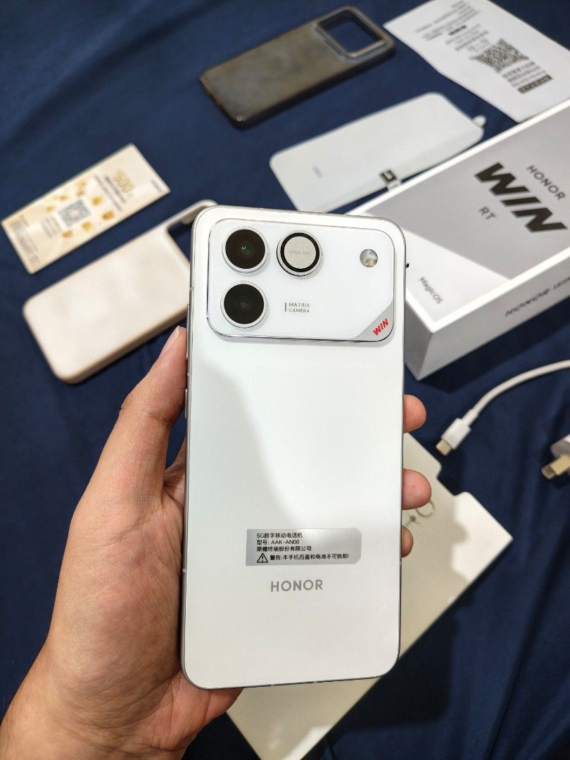 Honor Win RT 12/256 White CN ROM (Category: Android Others) located in Taguig. Submitted by jrtgadget (Listing ID 1466565205, Image 2). Description: For sale only. Magbasa muna po bago mag PM. Php 26,500.00 FIX. Honor Win RT 12/256 White China ROM. 100% Battery Health. Warranty til February 16, 2027. Complete standard package, free screen protector. Palitan nyo nalang ung mga cases. Madumi na kasi. Issue: Unnoticable dent sa upper left. Hindi ko 