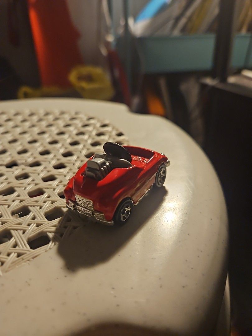 Hotwheels toy (Category: Kids Toys) located in Manila. Submitted by shopamanila (Listing ID 1466720416, Image 1). Description: good as new.