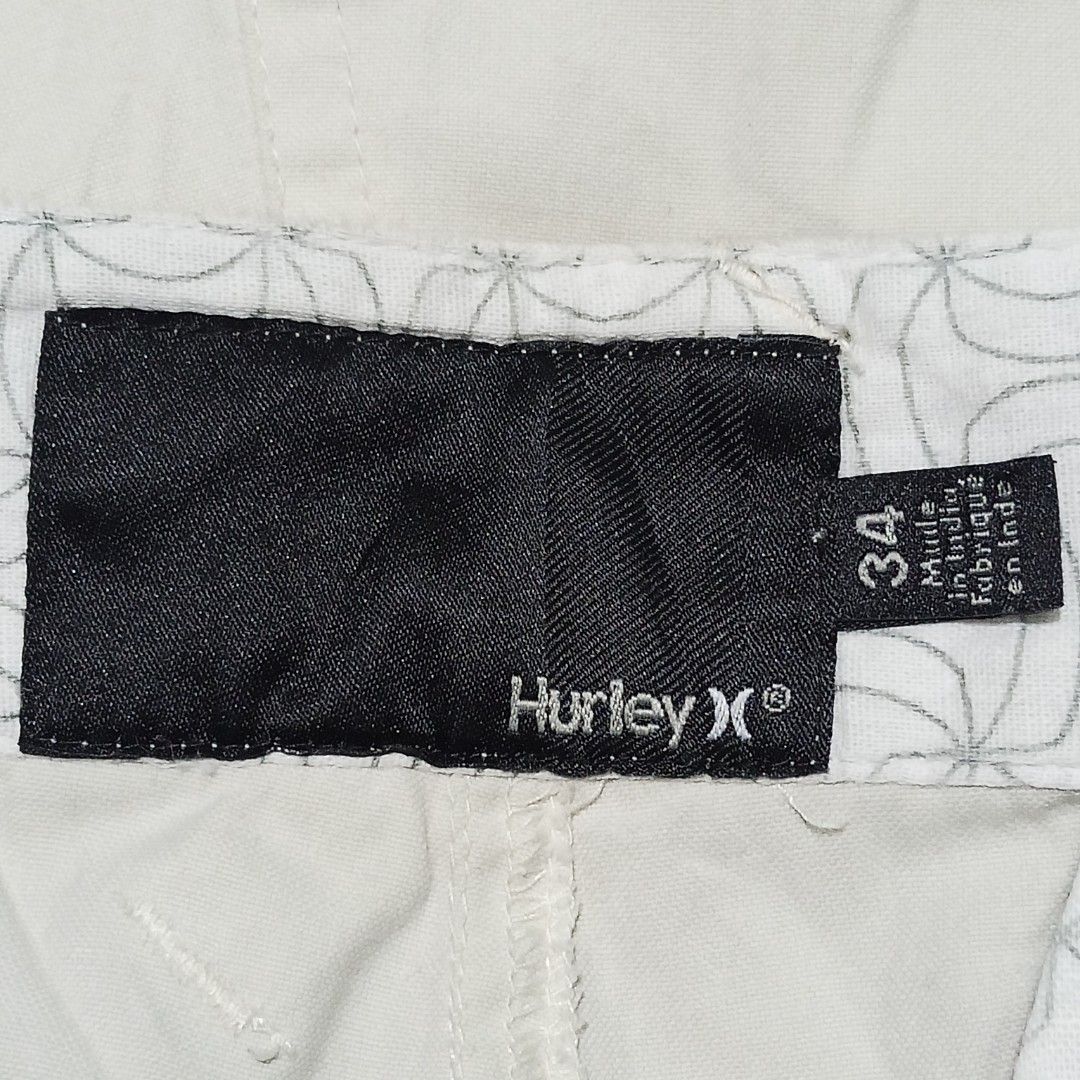 Hurley 2010s Flat Front Chino Shorts (34) (Category: Shorts) located in Davao. Submitted by sangkalamsthrift88 (Listing ID 1466707328, Image 3). Description: .