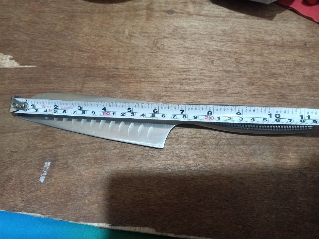 Ikea santoku knife (Category: Knives & Chopping Boards) located in Pasig City. Submitted by urdal01 (Listing ID 1466600361, Image 3). Description: goodcondition stainless steel sharp see the photos for details.