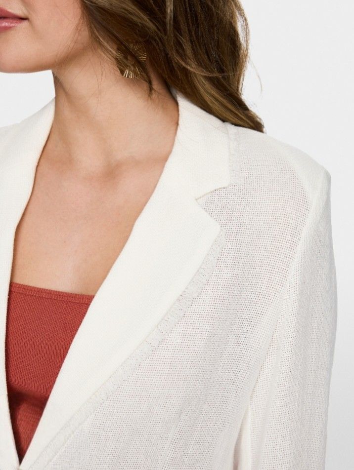 INITIAL white linen blazer (Category: Coats, Jackets and Outerwear) located in Cabanatuan. Submitted by miss.maia (Listing ID 1466705026, Image 1). Description: INITIAL white linen blazer cuts a distinctively tailored yet airy silhouette. Because it features cropped 3/4 sleeves and an unlined, sheer crinkled bottom panel, it styles beautifully as a lightweight summer third piece. Here is how the silhouette fits and sits on the body: The Fit: It f