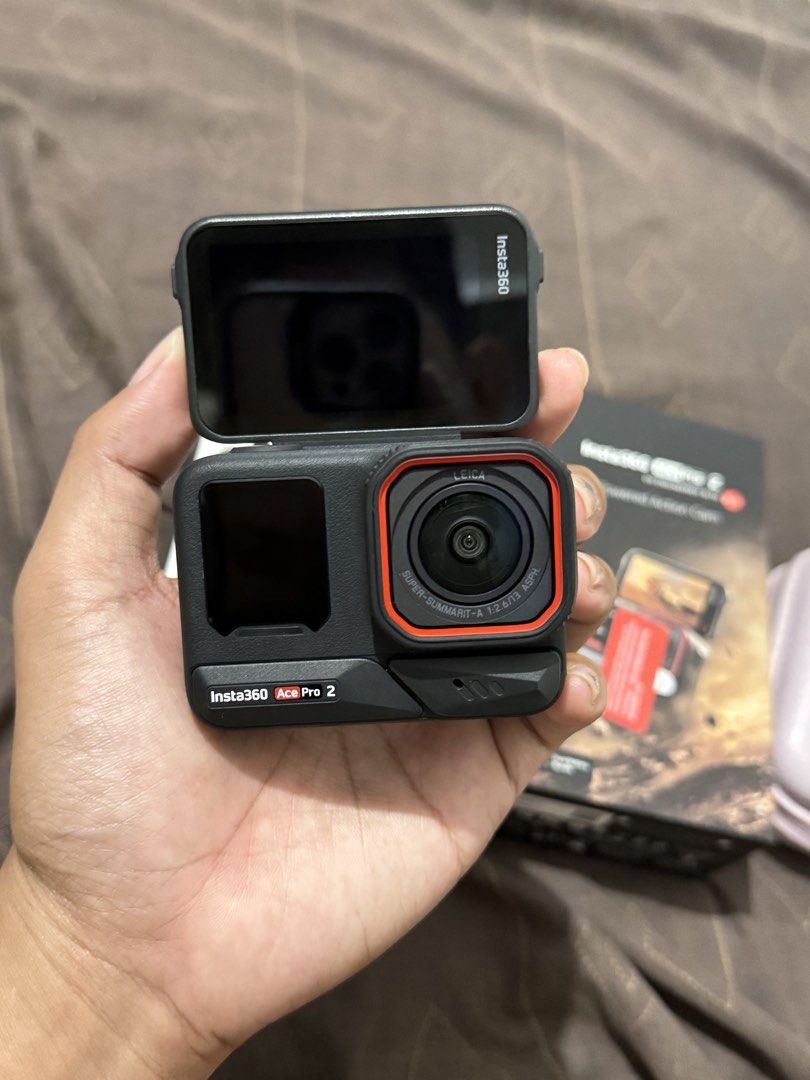 Insta360 Ace Pro 2 (Category: Cameras) located in Caloocan City. Submitted by calmhorse-621a (Listing ID 1466582309, Image 1). Description: For sale. Insta 360 ace pro 2. Good as new No issue Bought last May 2026 Rfs: Need fund Inclusions: Unit Box 2 batteries Cable Preferably meetup for fast transaction Meet Up Location: Pinagbuhatan, Nagpayong/Villacuana 2.