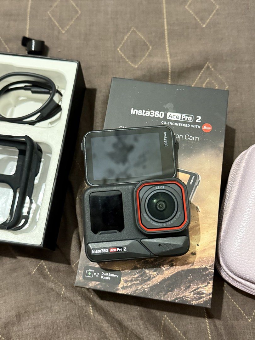Insta360 Ace Pro 2 (Category: Cameras) located in Caloocan City. Submitted by calmhorse-621a (Listing ID 1466582309, Image 2). Description: For sale. Insta 360 ace pro 2. Good as new No issue Bought last May 2026 Rfs: Need fund Inclusions: Unit Box 2 batteries Cable Preferably meetup for fast transaction Meet Up Location: Pinagbuhatan, Nagpayong/Villacuana 2.