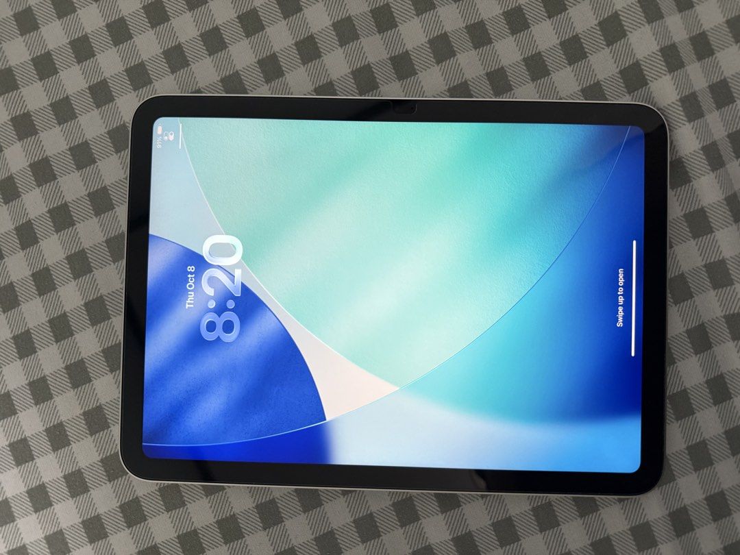 iPad 11th Gen (A16) 256gb Silver (Category: Android) located in Santo Tomas. Submitted by kayedee_17 (Listing ID 1466729446, Image 1). Description: iPad 11th Gen (A16) Wifi Only 256gb Silver 94% batt health 137 cycle count bouth last June 2025 No dents No history of repair No issues with case and tempered pass sa lowballers, matic no reply rfs: need cash upgrade phone.