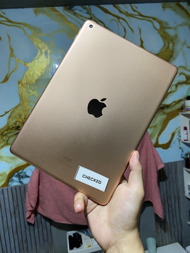 ipad 7th gen RUSH SALE‼️ (Category: iPad) located in Manila. Submitted by rohan.gadgets (Listing ID 1466594316, Image 2). Description: For sale or swap my ipad 7th generation 32gb all goods condition makinis at pwede sa maarte. color: rose gold ✅Wifi ✅true tone ✅battery life makunat ✅Touch ID working Kasama na new cord. Meet up location: Around metro manila. open for cod sa malalayo.