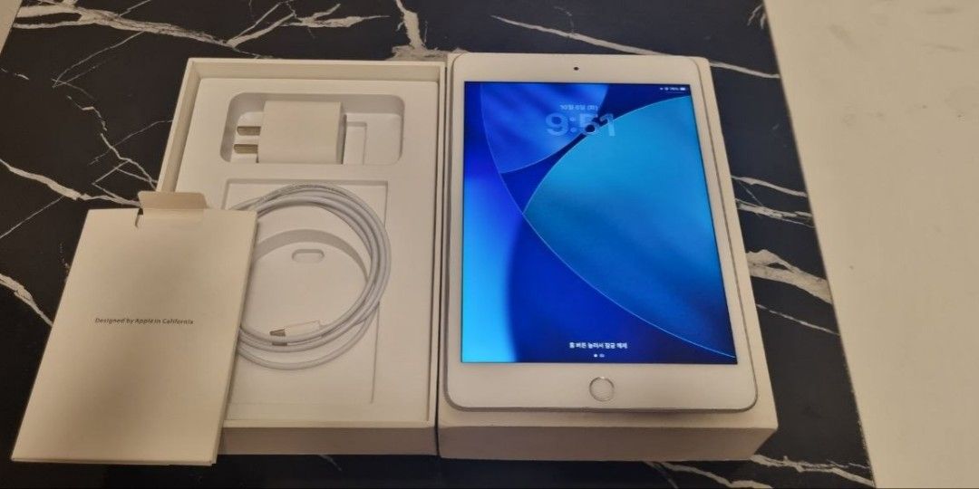Ipad mini5 64gb... For sell (Category: iPad) located in Pasay City. Submitted by carou50703 (Listing ID 1466590424, Image 1). Description: No issue. Last price only 7k Its already Cheaper Meet in angeles pampanga.