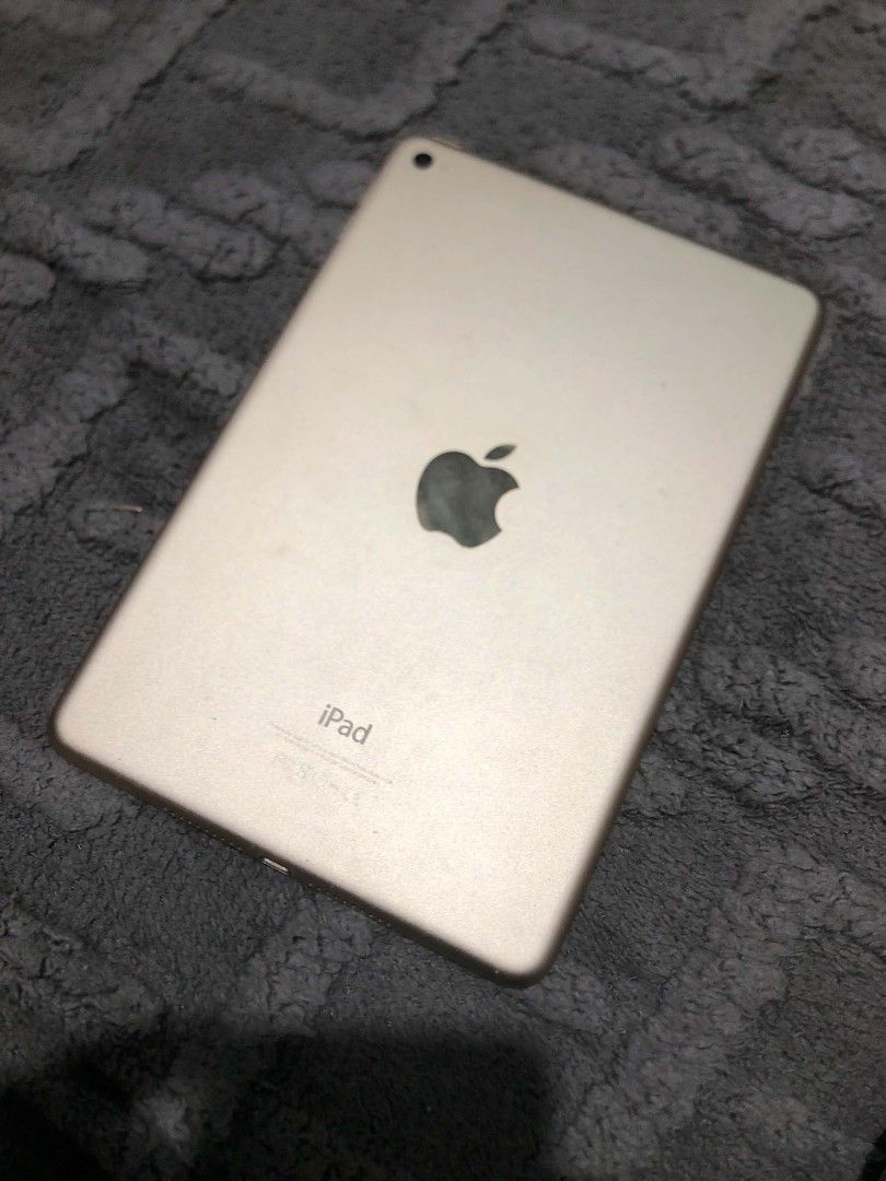 Ipad Mini 4 (Category: iPad) located in Caloocan City. Submitted by arckadata_69 (Listing ID 1466668283, Image 2). Description: For sale Ipad Mini 4 - 64gb - Rosegold - 89% Battery health Issue - Bypass so no no reset / update Inclusion - Unit itself - Case Good na good para sa light task such as youtube and light games.