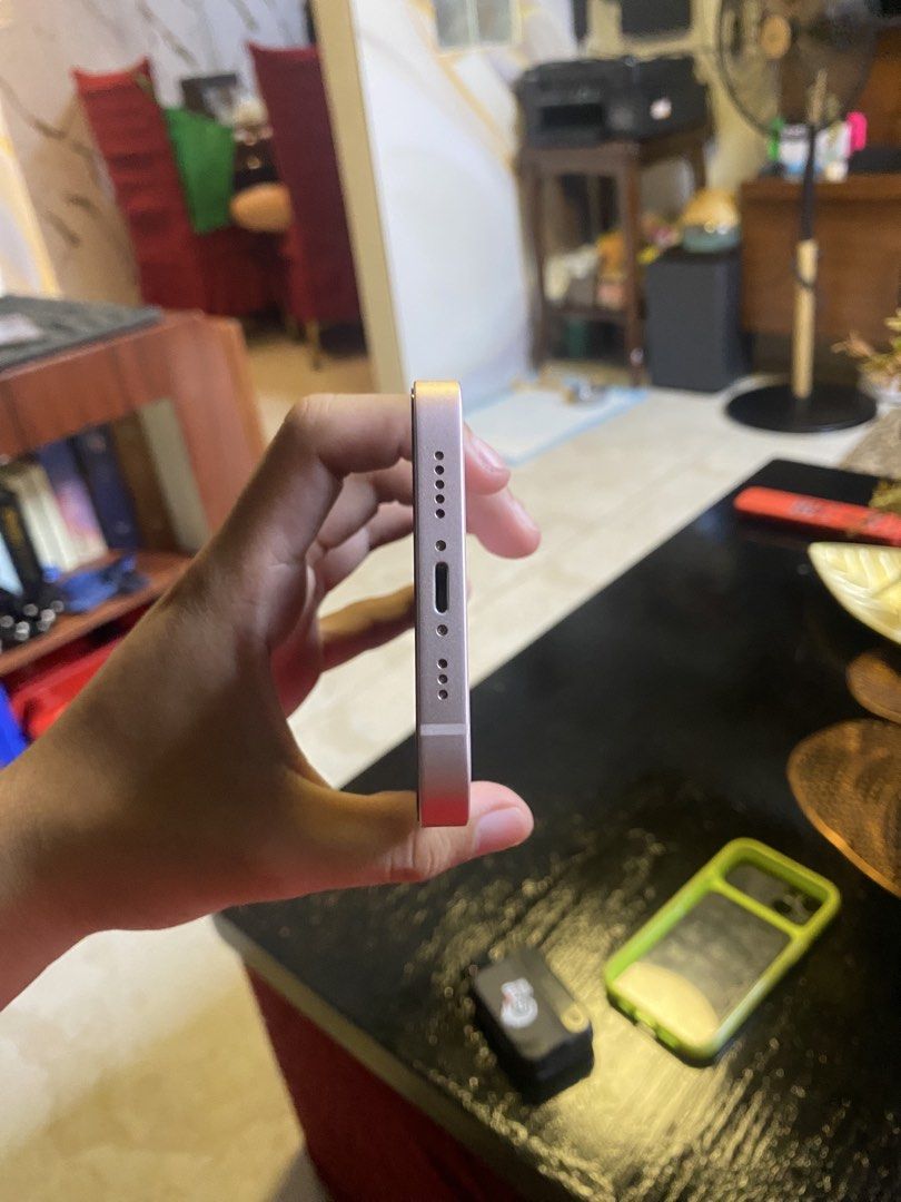 IPHONE13 (Category: iPhone 13 Series) located in Manila. Submitted by swiftowl_4a2182 (Listing ID 1466744820, Image 3). Description: 📱 iPhone 13 128GB — UNIT COLOR:(PINK) ✅ 128GB Storage 🔋 100% Battery Health kakapalit lang unli check para makita mo pwede nating diagnostic!! ✅ All functions working ✅ No issue ✅ Clean / ready for new owner ✅with sim tray/No sim restriction ✨ Good condition/unli check/unli reset variant/ZP/A 💰 ₱16k 📩 PM sa inte