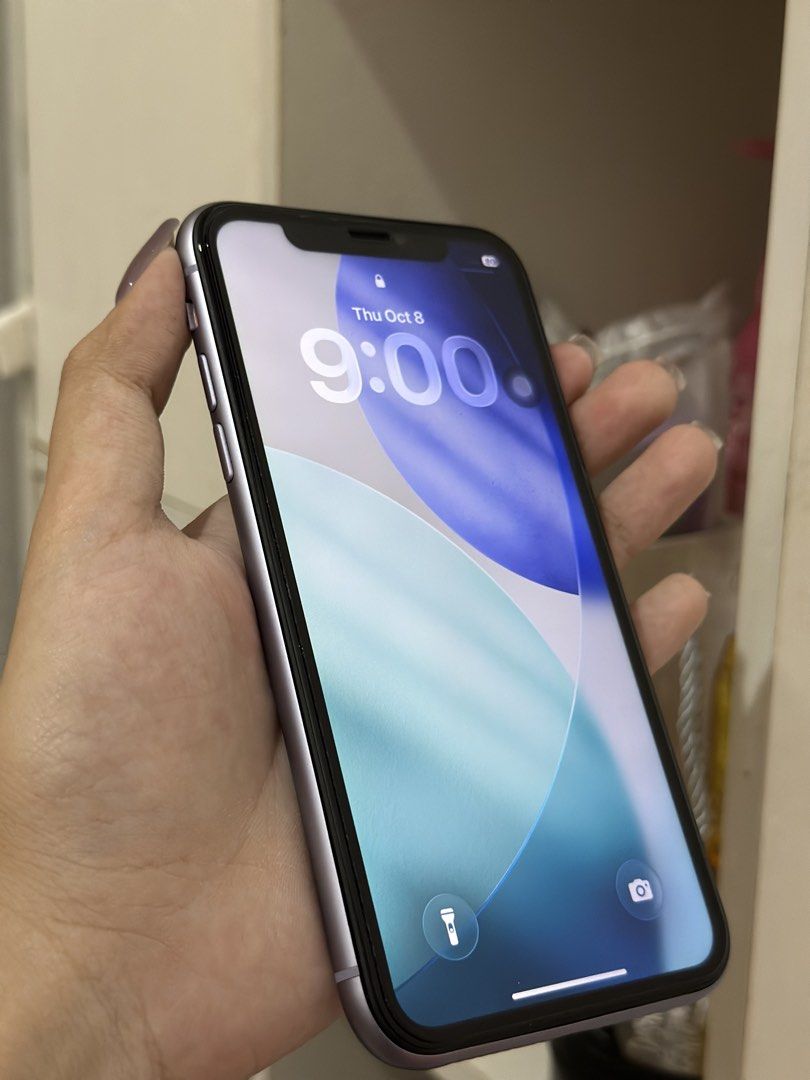iphone 11 128GB (Category: iPhone 11 Series) located in Kawit. Submitted by aleeyah1993 (Listing ID 1466707583, Image 1). Description: iPhone 11 128GB Battery Health: 98% Open line / No SIM Restrictions Face ID & Truetone working Tempered glass installed Unit with case only Meet up: Imus Cavite Fixed price: 9,300.