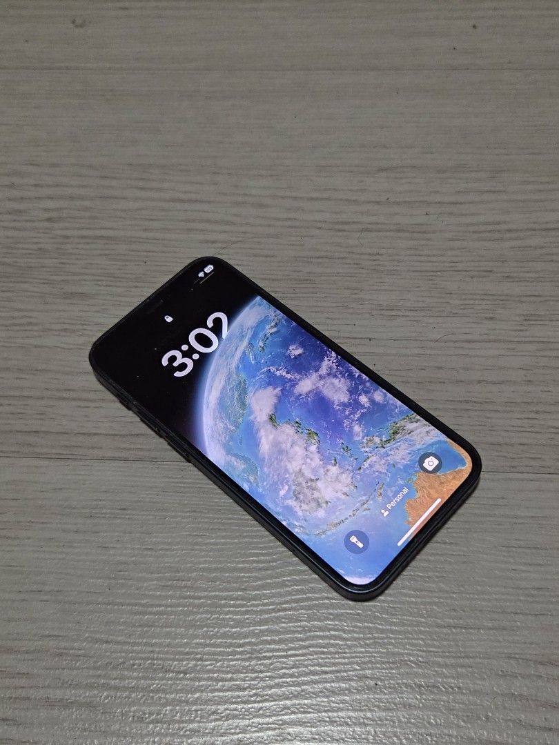 iPhone 12 Mini 64GB (Category: iPhone 12 Series) located in Manila. Submitted by theassortedhouse (Listing ID 1466707592, Image 1). Description: I've used this phone daily for the past few years so it's not in the best condition. Got it from Amazon US but it's openline. Phone only, battery health is at 71% and has a small dent as seen on the photos. I kept it at iOS 18.7, and the phone works quite well naman. Price negotiable I prefer pick up or 