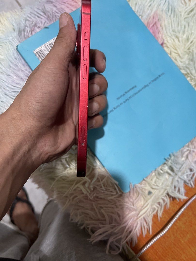 iphone 13 128gb (Category: iPhone 13 Series) located in Manila. Submitted by silentphoenix.e00c40 (Listing ID 1466590801, Image 3). Description: For sale ! iphone 13 128gb face id working truetone working anysim 78bh Orginal Battery ntc approved issue may onting gasgas makikita niyo sa picture the rest all goods na Inclusion unit/case may bawas pa sa sure buyer .