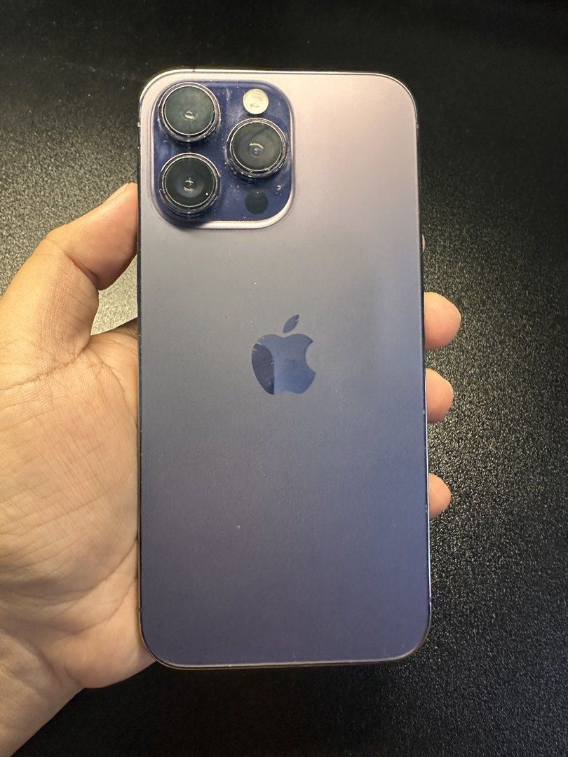 IPHONE 14 PROMAX 128gb SMARTLOCK (Category: iPhone 14 Series) located in Las Pinas. Submitted by rterillano6727177 (Listing ID 1466624157, Image 2). Description: FOR SALE OR SWAP SA LOWER UNIT IPHONE 14 PROMAX 128gb ZPA VARIANT SMARTLOCKED 77% BATTERY HEALTH SUPER KINIS NO ISSUE INCLUSION:UNIT,BOX,CABLE ₱25,000 📍Laspinas or Paranaque.