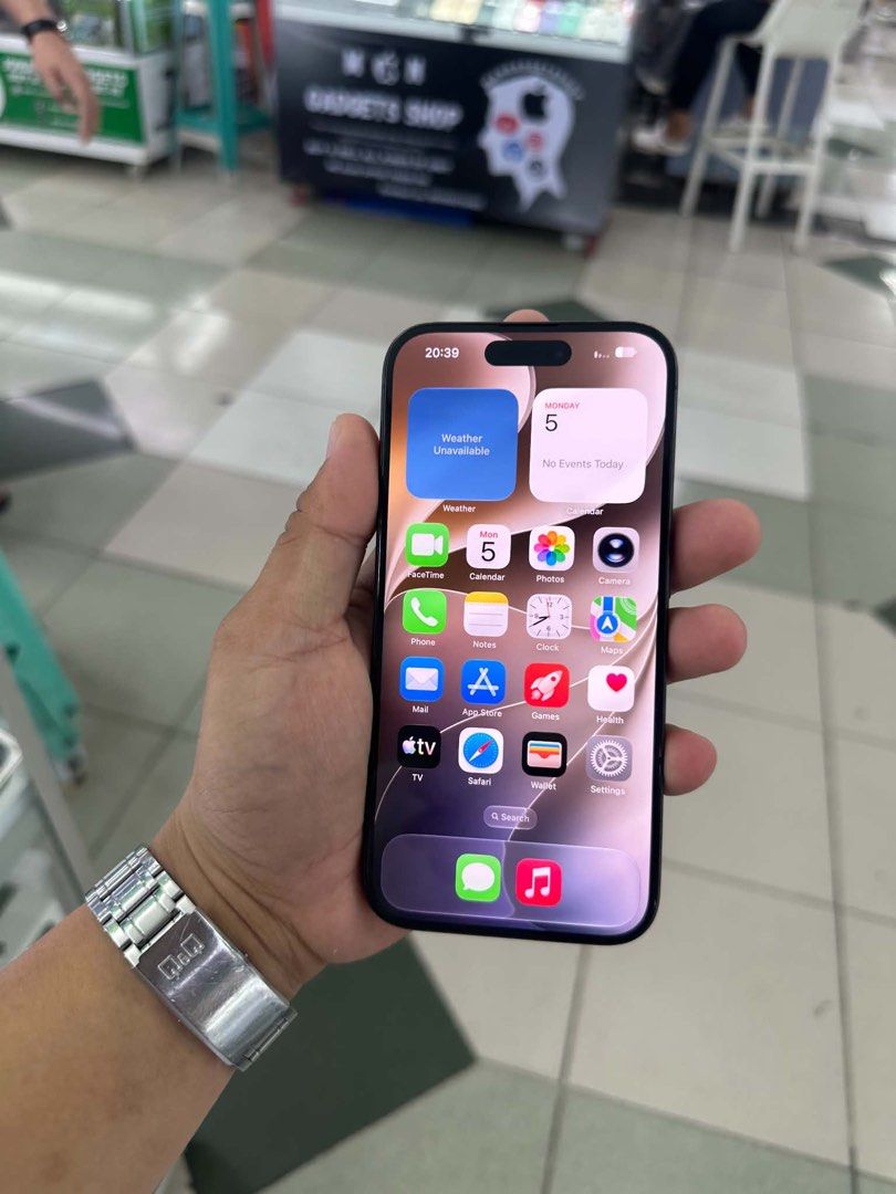 IPhone 15 Pro 256GB 97BH no issues Openline NTC approved (Category: iPhone 15 Series) located in San Juan City. Submitted by najihahtelecomshop2018 (Listing ID 1466680302, Image 3). Description: Legit Store | Original unit FOR SALE | TRADE / SWAP ▫️INSTALLMENT thru: 🔸Credit Card (straight / installment) 🔸Ggives / Gcredit + 6% interest 🔸Spay Later + 6% interest (RFS: Buy and Sell any kinds of Gadgets) Description: iPhone 15 Pro 256GB ( other GB