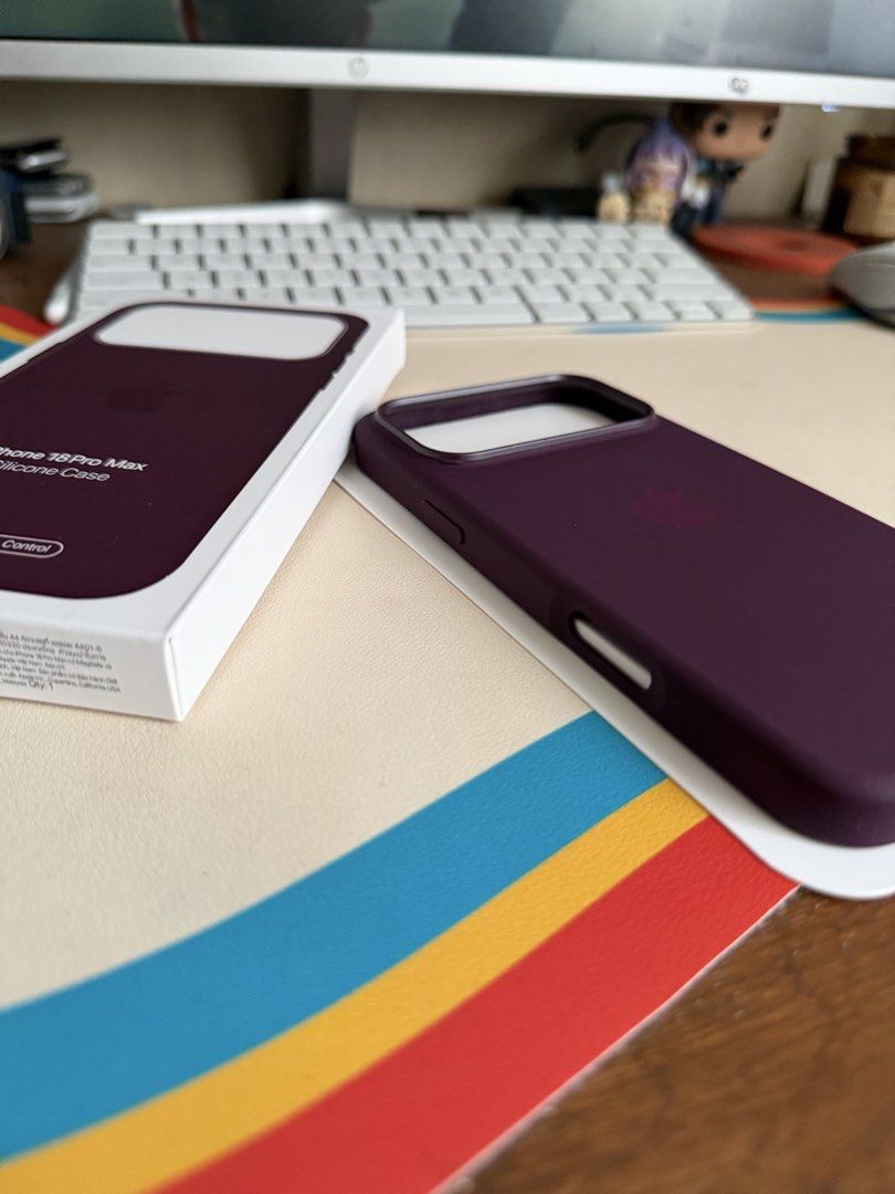 iPhone 18 Pro / 18 Pro Max MagSafe Silicone Case [Burgundy] (Category: Cases & Sleeves) located in Manila. Submitted by razelysonn (Listing ID 1466602454, Image 3). Description: Fixed price, lots of stock available :) - Copy.