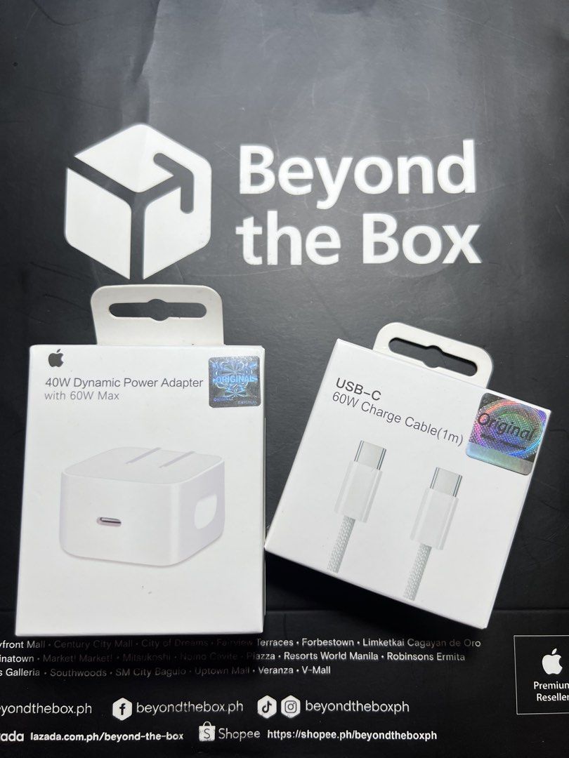 iPhone Charger Set – Type-C Dynamic Power Adapter woven cable (Category: Cables & Adaptors) located in Manila. Submitted by jmph_ (Listing ID 1466764660, Image 1). Description: iPhone Charger Set – Type-C Dynamic Power Adapter ✔️ Dynamic Power Adapter ✔️ Type-C Charger Set ✔️ Includes power adapter & Type-C cable ✔️ Fast and reliable charging ✔️ Compatible with iPhone and other Type-C devices ✔️ Perfect for everyday use, home, office, or travel �