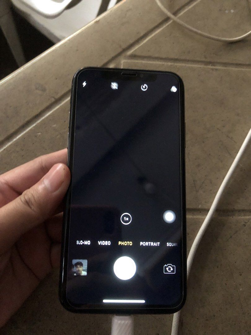 IPHONE X (Category: iPhone X Series) located in Manila. Submitted by grandfire-d26d (Listing ID 1466620622, Image 3). Description: Issue : NO CAMERA &VOLUME .