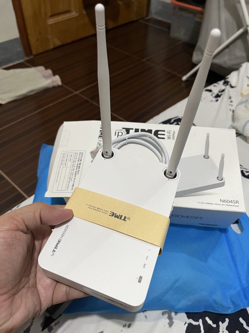 ipTime N604SR WiFi - 300 mbps wireless router (Category: Office & Business Technology) located in Cabanatuan. Submitted by bwsventures (Listing ID 1466582200, Image 3). Description: ipTime N604SR WiFi - 300 mbps wireless router Brand new and never been used. Shipping fee to be paid by buyer. Free shipping if you buy 2 or more items from me. .