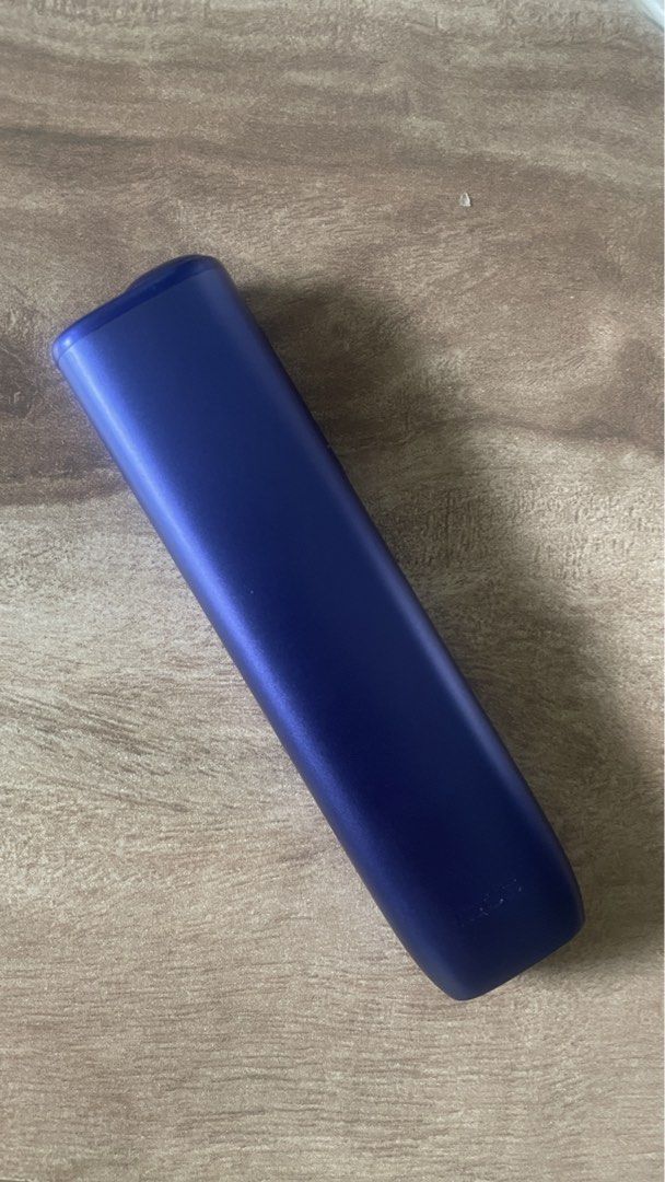 IQOS Iluma i One (Category: Other Gadgets) located in Quezon City. Submitted by boxlane (Listing ID 1466577667, Image 2). Description: Like new bought days ago rfs “quitting” No box but includes charger Original price 1490.