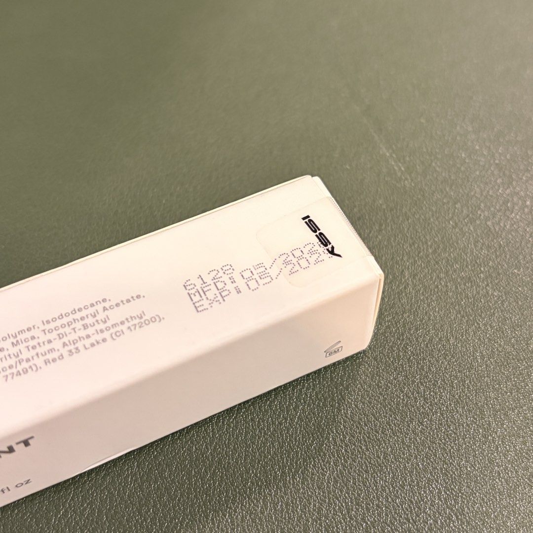 ISSY Whip Mousse Lip Tint (Category: Makeup) located in Antipolo. Submitted by declutteredthrifts (Listing ID 1466673199, Image 3). Description: - sealed item - rfs: extra stock - bought from sm dept store for 349 - shade: whip (a baby peach) - exp: 05/2029.
