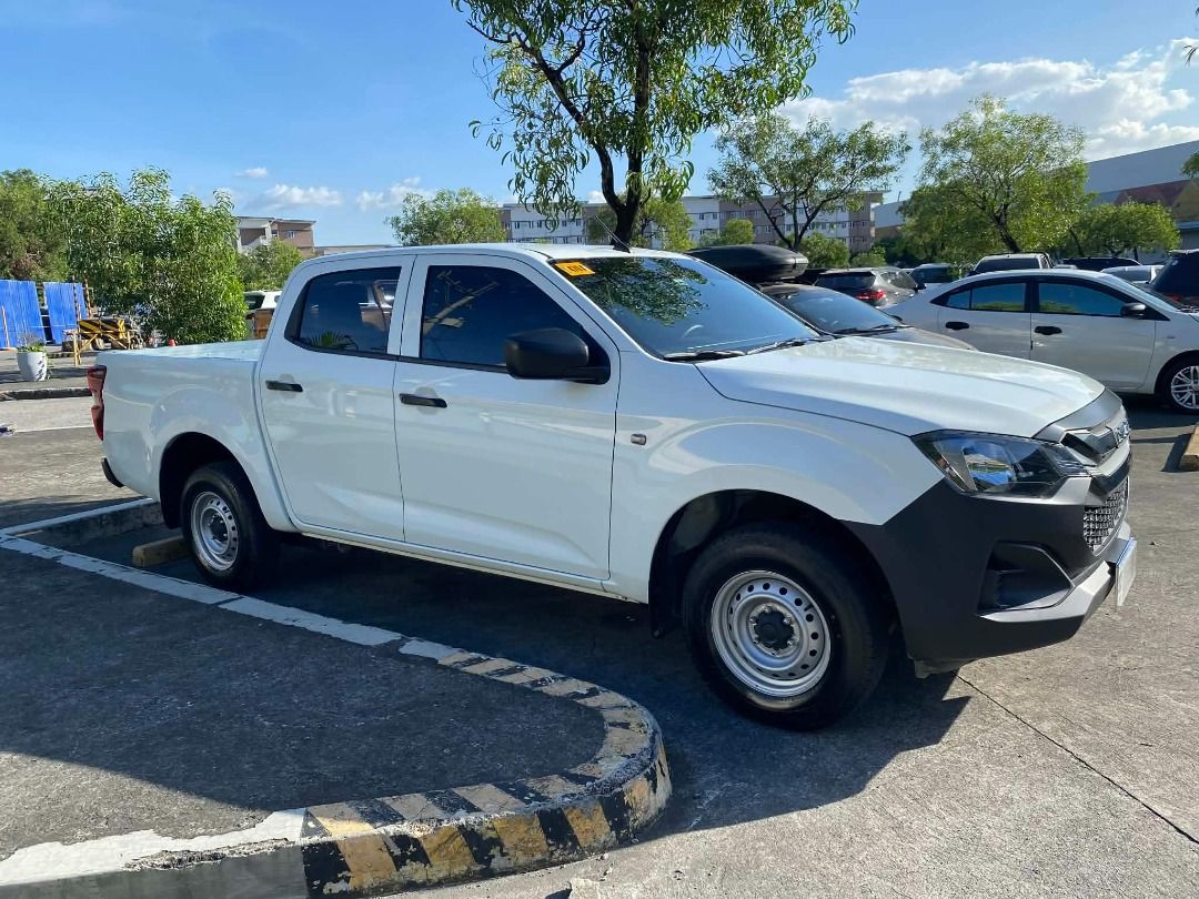 Isuzu D-Max (Category: Used Cars) located in Caloocan City. Submitted by mendozajul88224 (Listing ID 1466655985, Image 1). Description: Location: Guiguinto, Bulacan Owner Seller Call: 09951071352 for more details Pass sa Buy and Sell at barat na Tao..