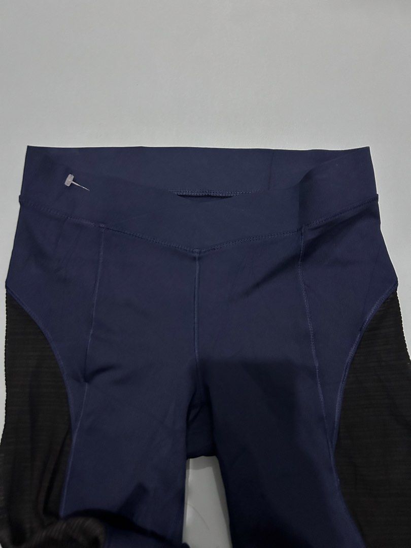 Ivy Park Leggings (Category: Activewear) located in Manila. Submitted by chen_clybelles (Listing ID 1466683224, Image 2). Description: .