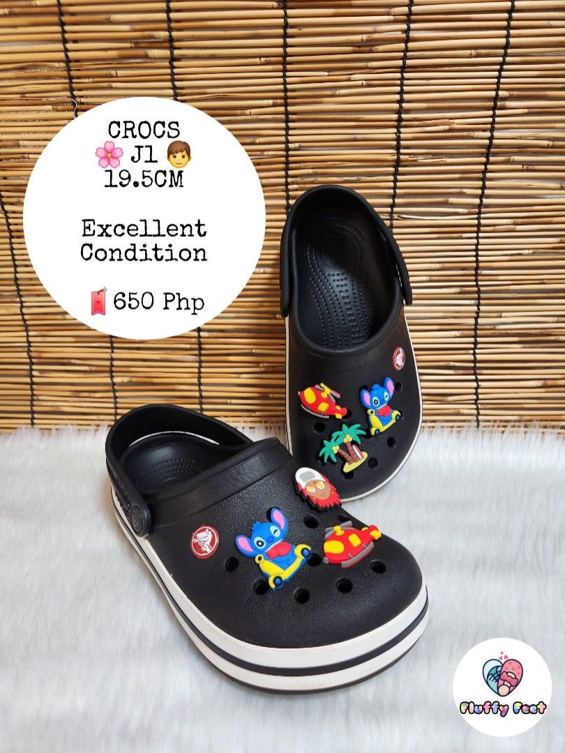 J1- Preloved Original Crocs for kids (Category: Babies & Kids Fashion) located in Navotas City. Submitted by FluffyFeet (Listing ID 1466584513, Image 1). Description: NEW ARRIVAL❗️ This is a PRELOVED ORIGINAL CROCS FOR KIDS‼️ Please managed your expectations ❤️ 📌 Strictly MINE NOW, PAY NOW ONLY❗️ (Unless suki na po na maayos kausap at iwas cancellation) 📌 You may ask for other photos before placing order/s STRICTLY NO RETURN, NO EXCHANGE UNLESS